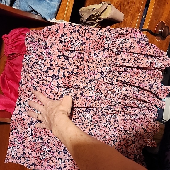 Vince Camuto flora print tiered lined skirt - Picture 2 of 4